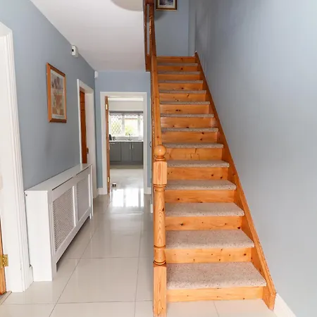 17 Clover Hill *